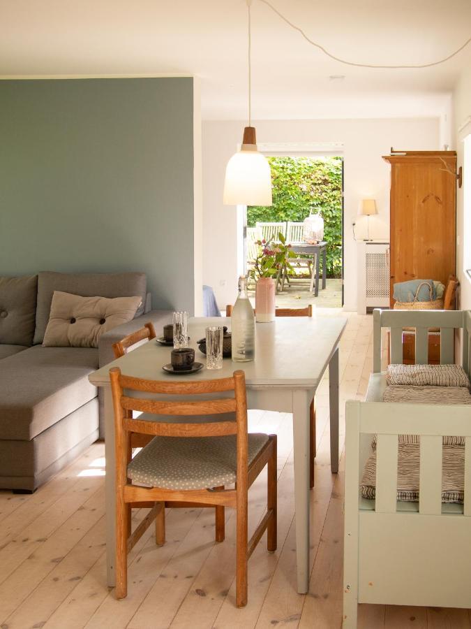 Kamilla'S Cottage, 1 Km. From The Beach Stege Εξωτερικό φωτογραφία